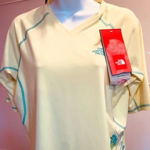 The North-face Top - new